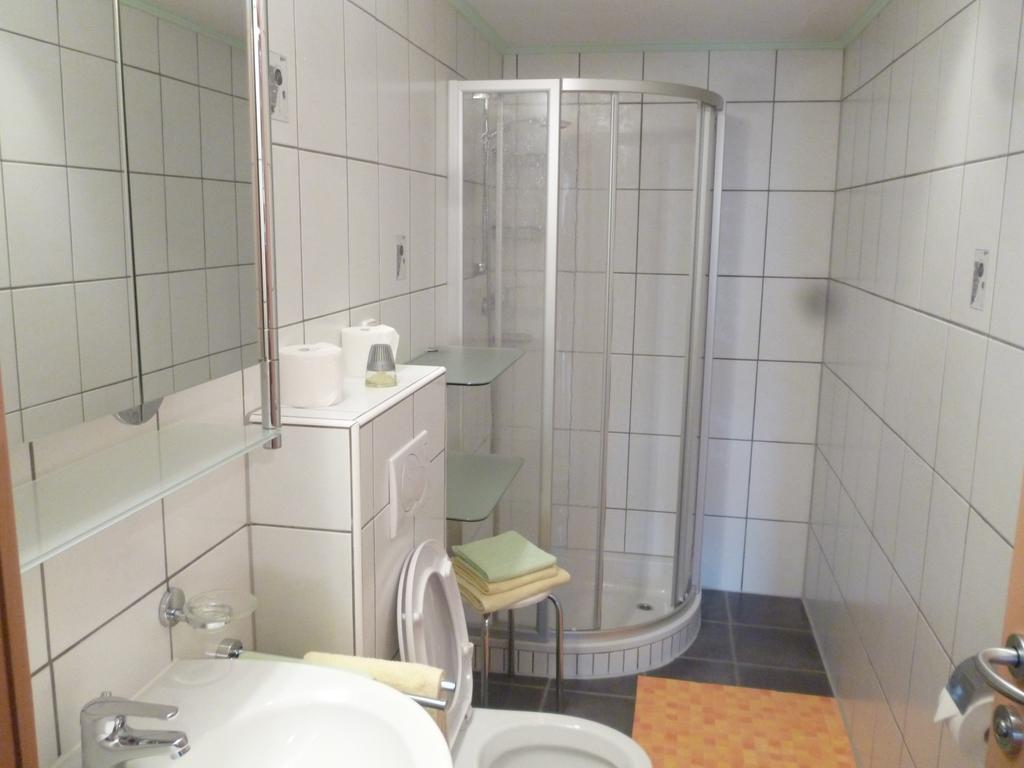 Apart Alblittblick Kappl  Rum bild