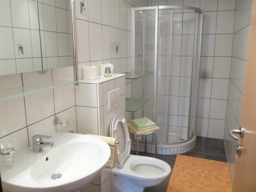 Apart Alblittblick Kappl  Rum bild